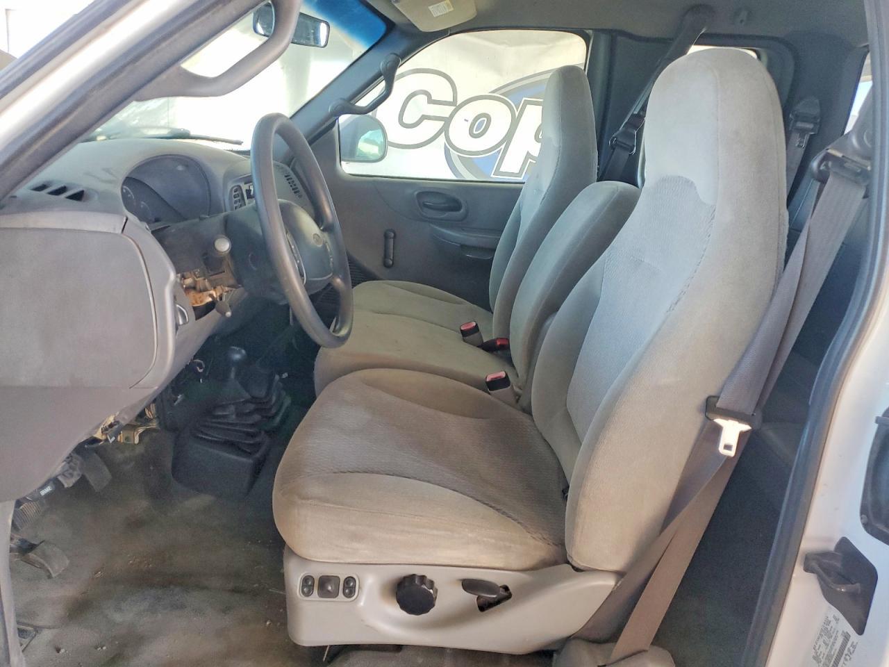 2002 Ford F150 - Фото 7