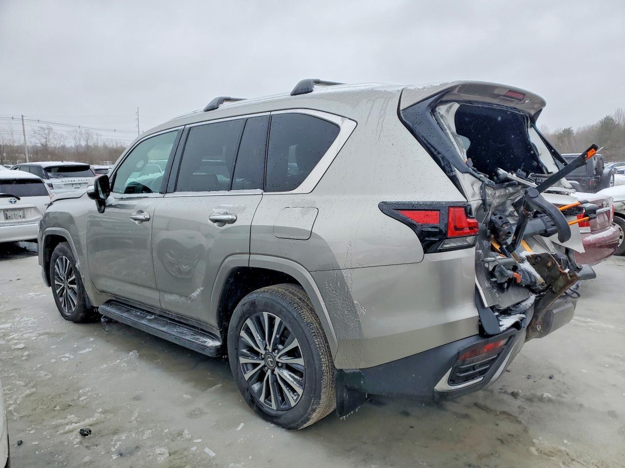 2023 Lexus Lx 600 Premium - Фото 2