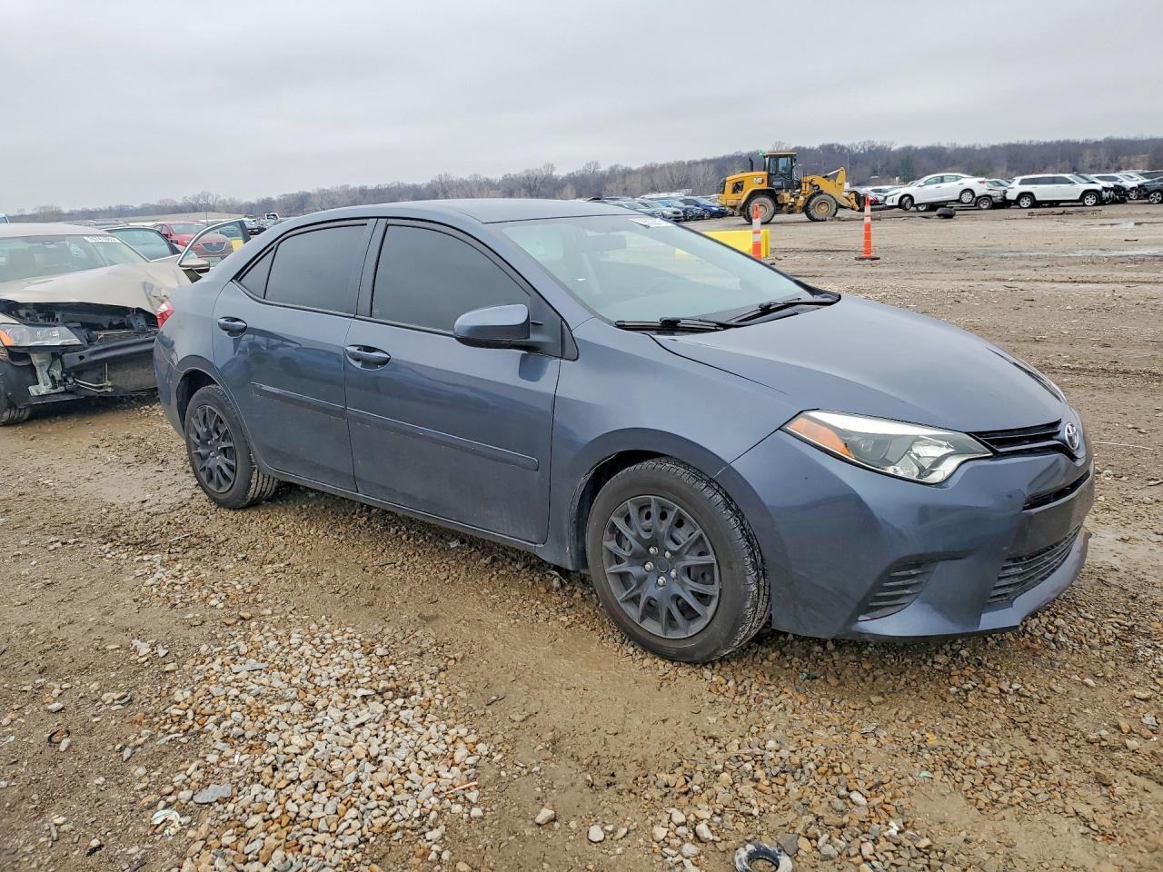 2015 Toyota Corolla L - Image 4