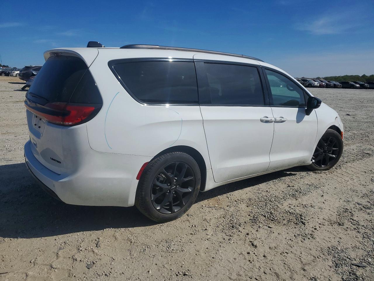 2025 Chrysler Pacifica Limited - Фото 3