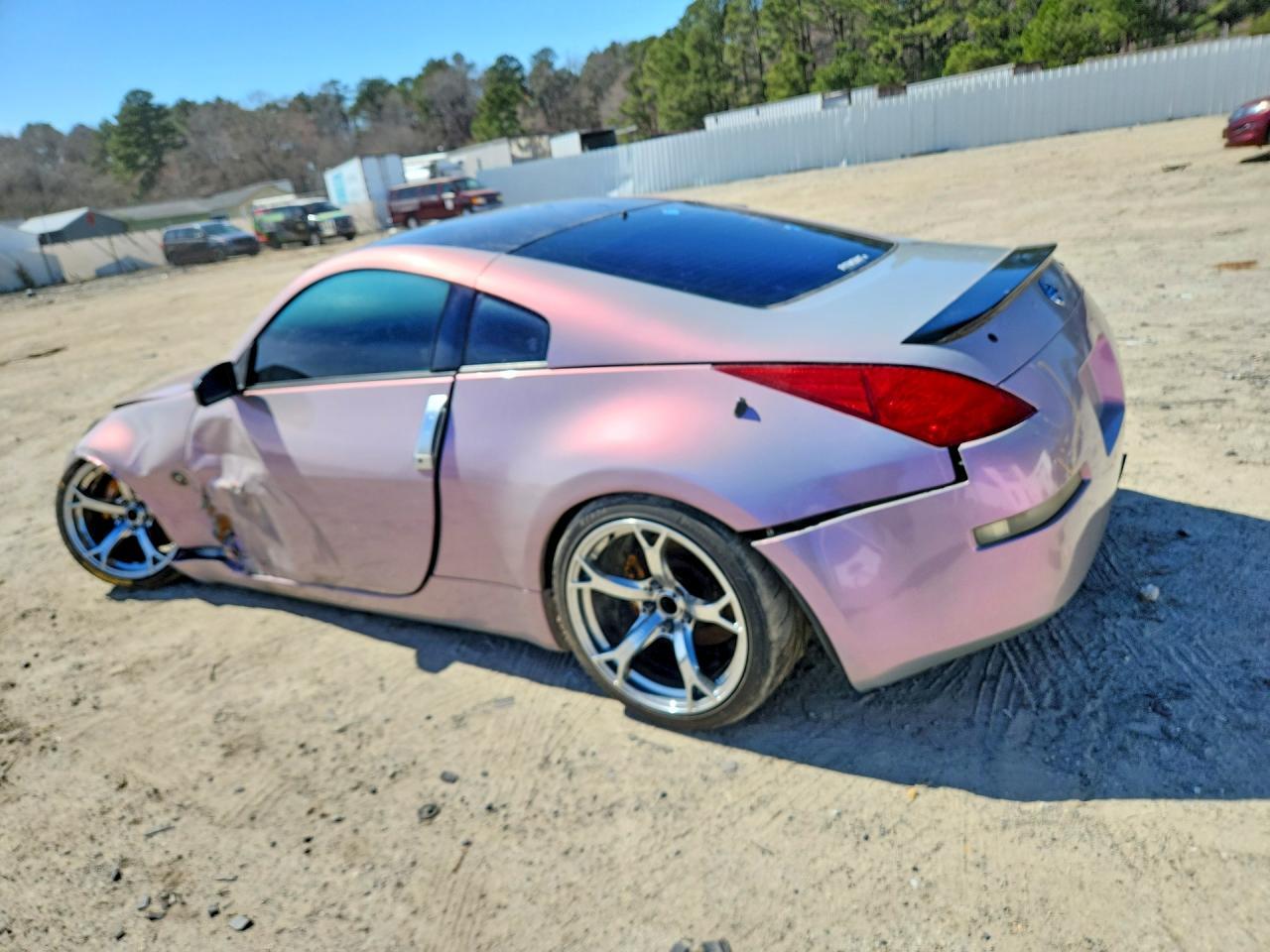2004 Nissan 350Z Base - Image 2