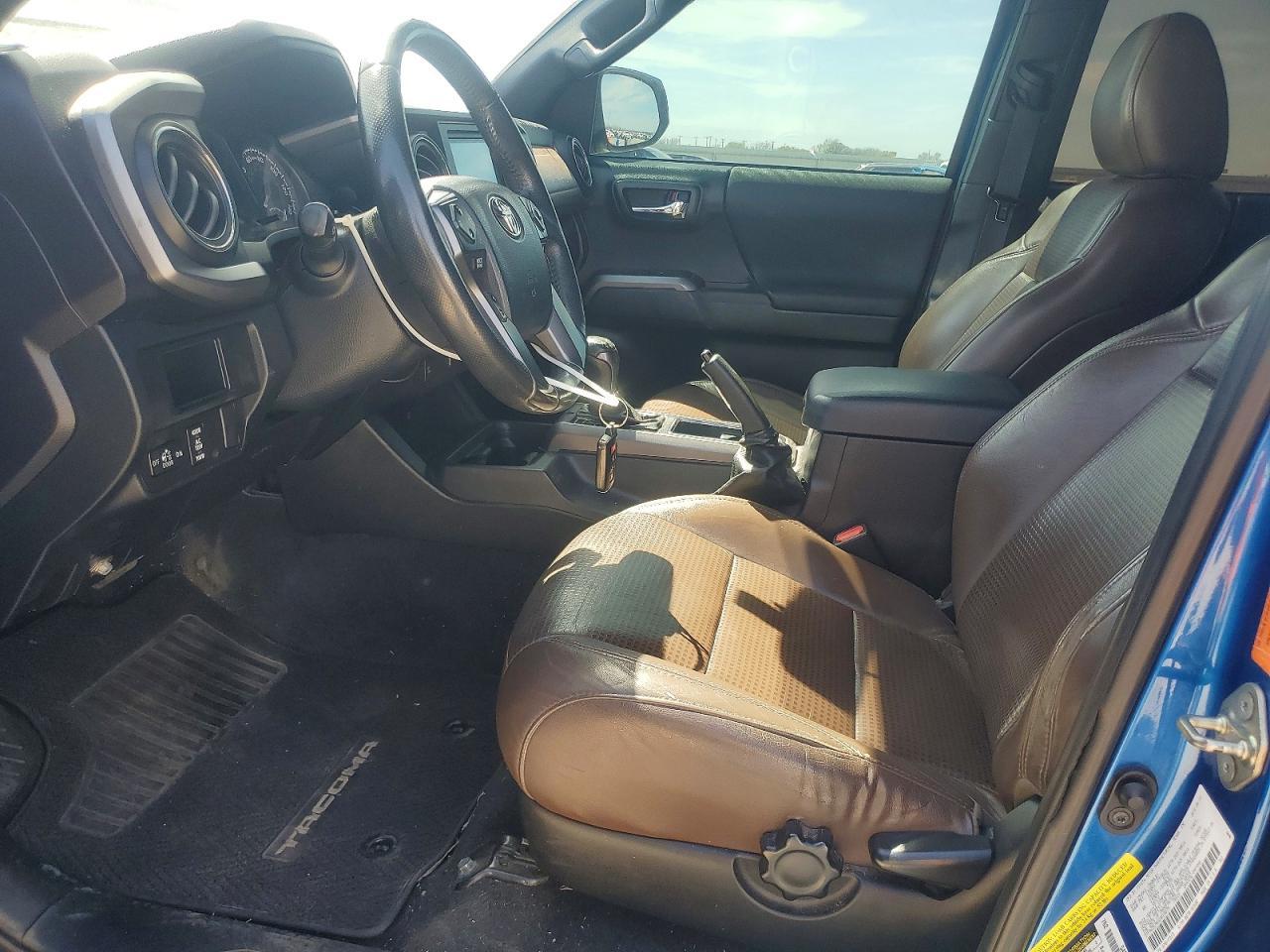 2016 Toyota Tacoma - Image 7