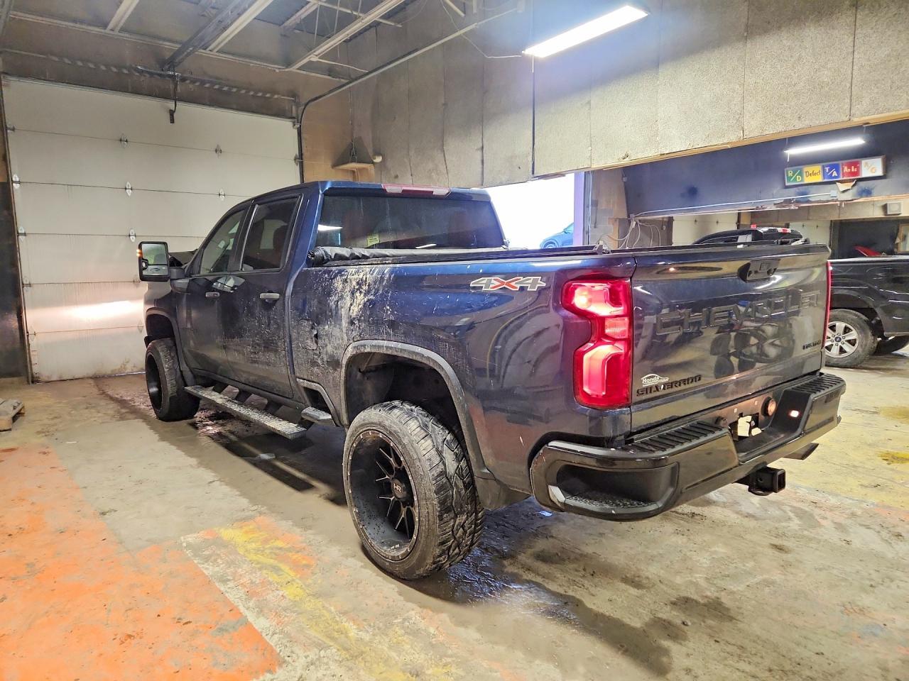 2021 Chevrolet Silverado K2500 Custom - Image 2