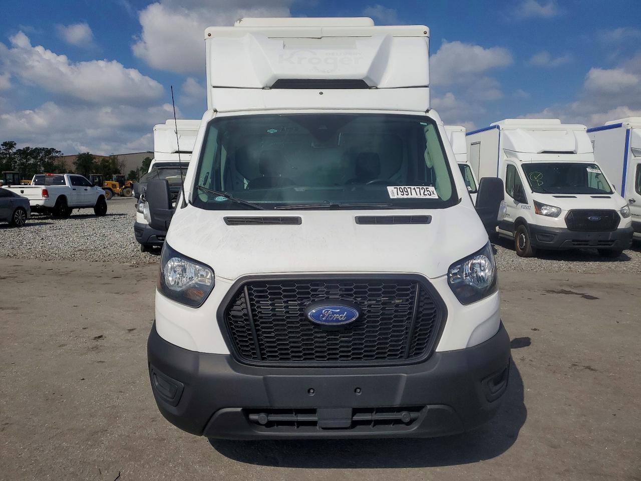 2020 Ford Transit Delivery Truck - Image 5