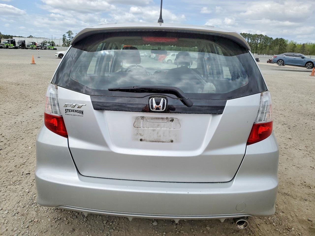 2013 Honda Fit Sport - Image 6