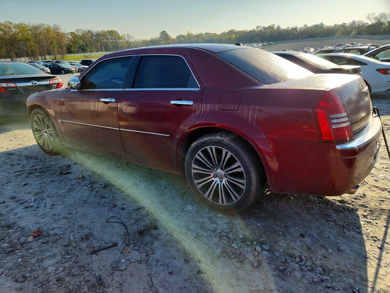 2007 Chrysler 300C - Фото 2