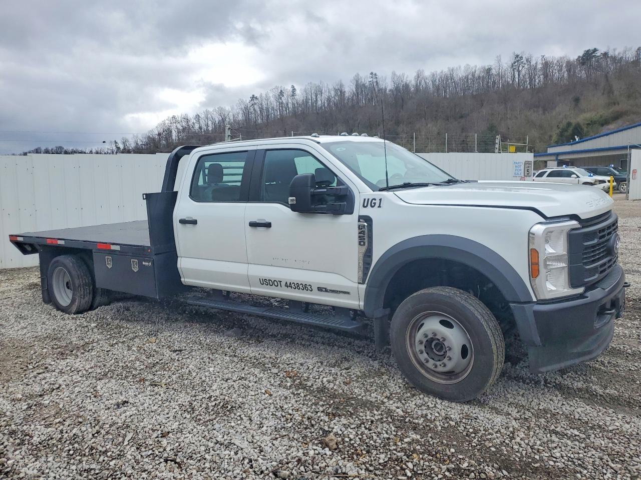 2025 Ford F450 Super Duty Flatbed Truck - Image 4