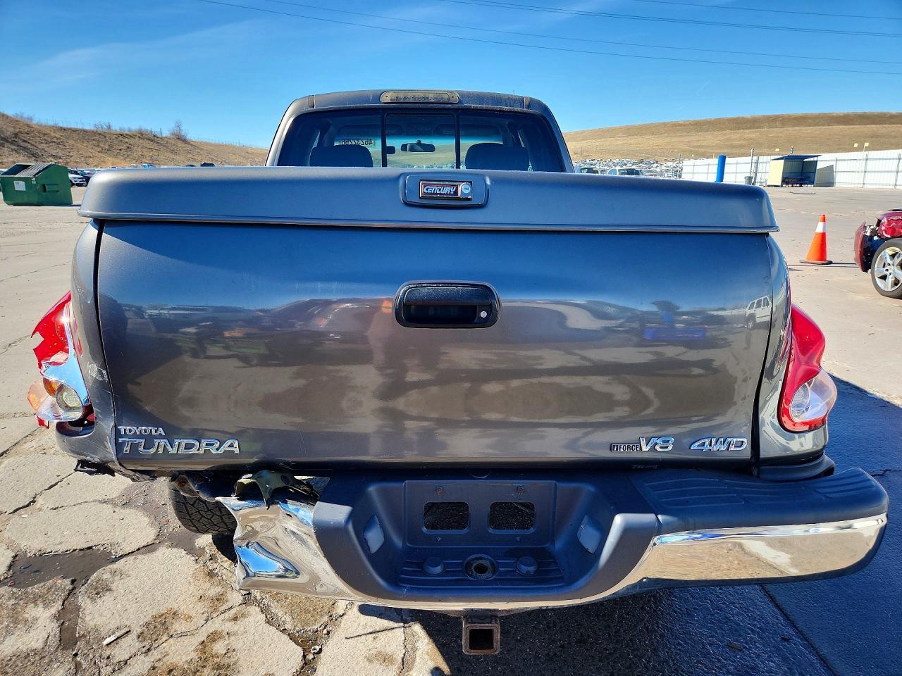 2004 Toyota Tundra Sr5 - Image 6