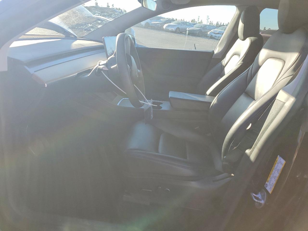 2022 Tesla Model Y - Фото 7