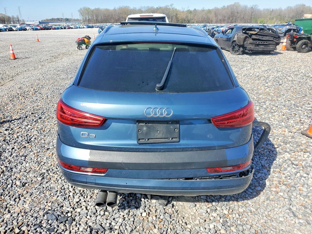 2018 Audi Q3 Premium - Image 6