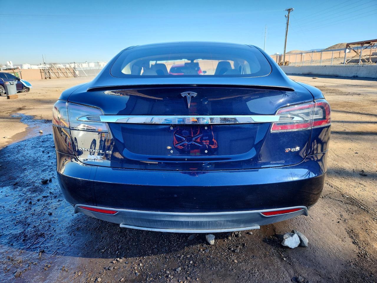 2013 Tesla Model S - Image 6