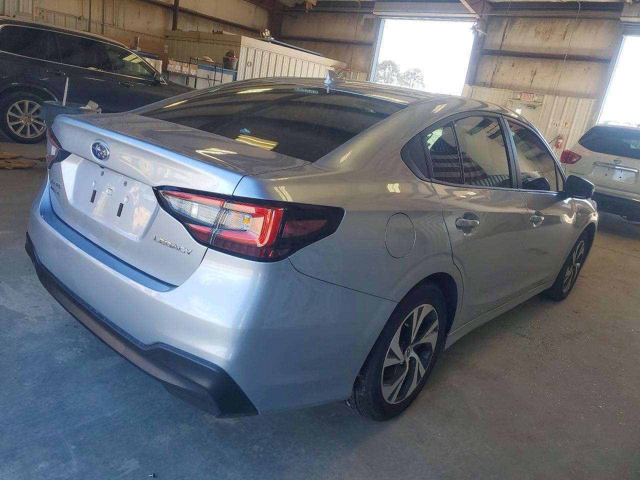 2025 Subaru Legacy Premium - Фото 3