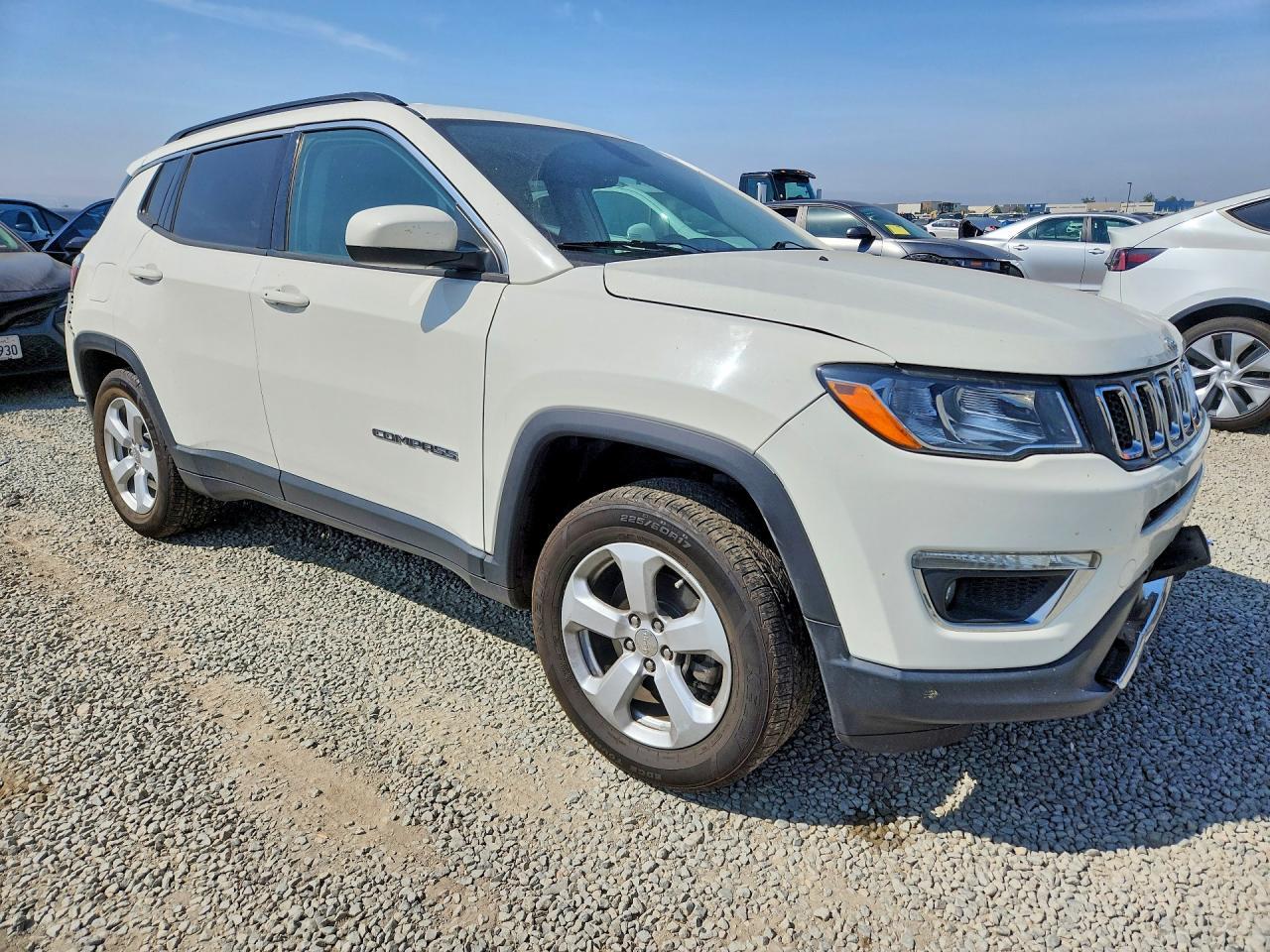 2020 Jeep Compass Latitude - Фото 4