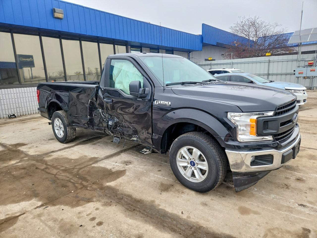 2019 Ford F150 - Image 4