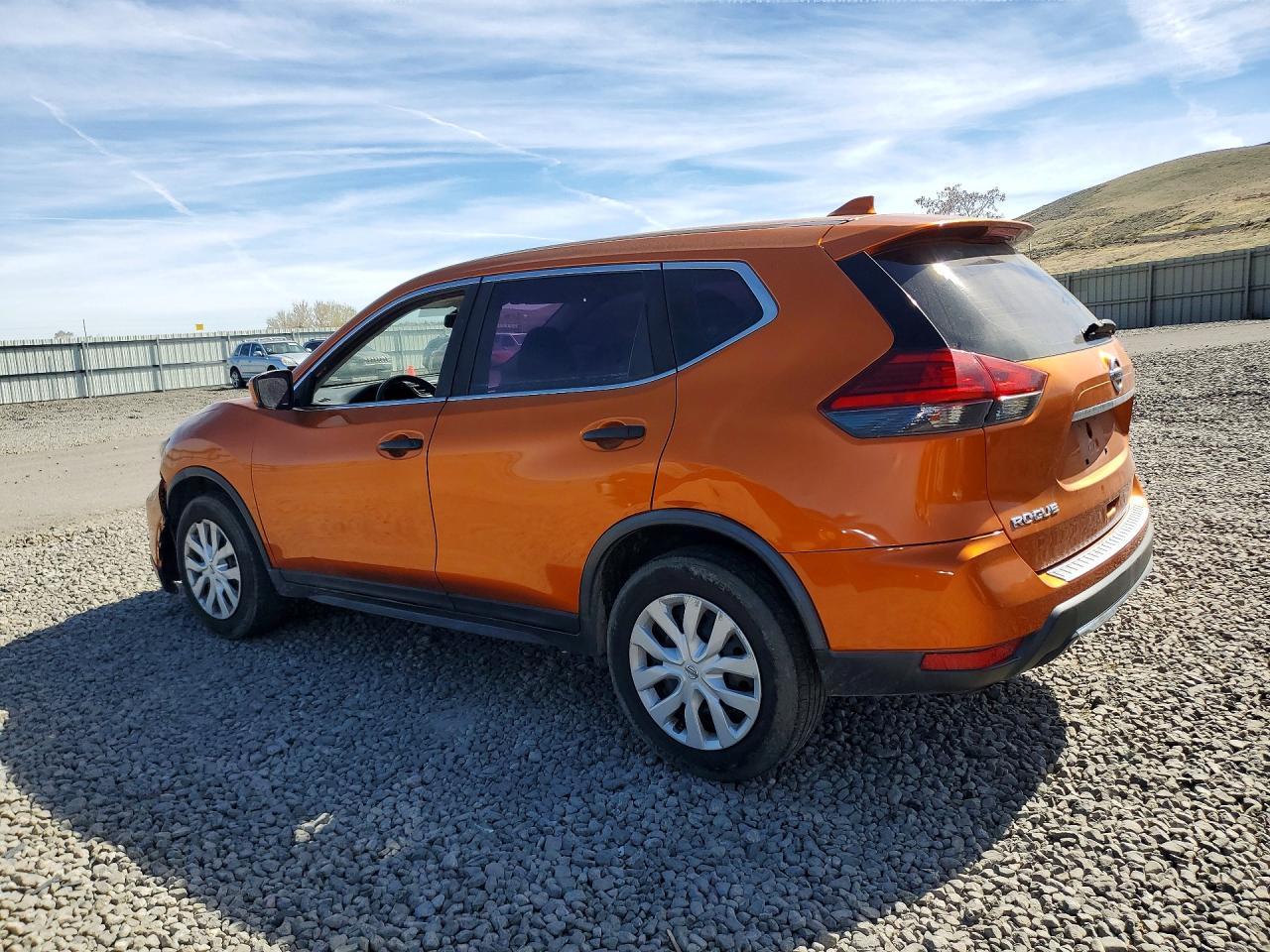 2017 Nissan Rogue S - Image 2