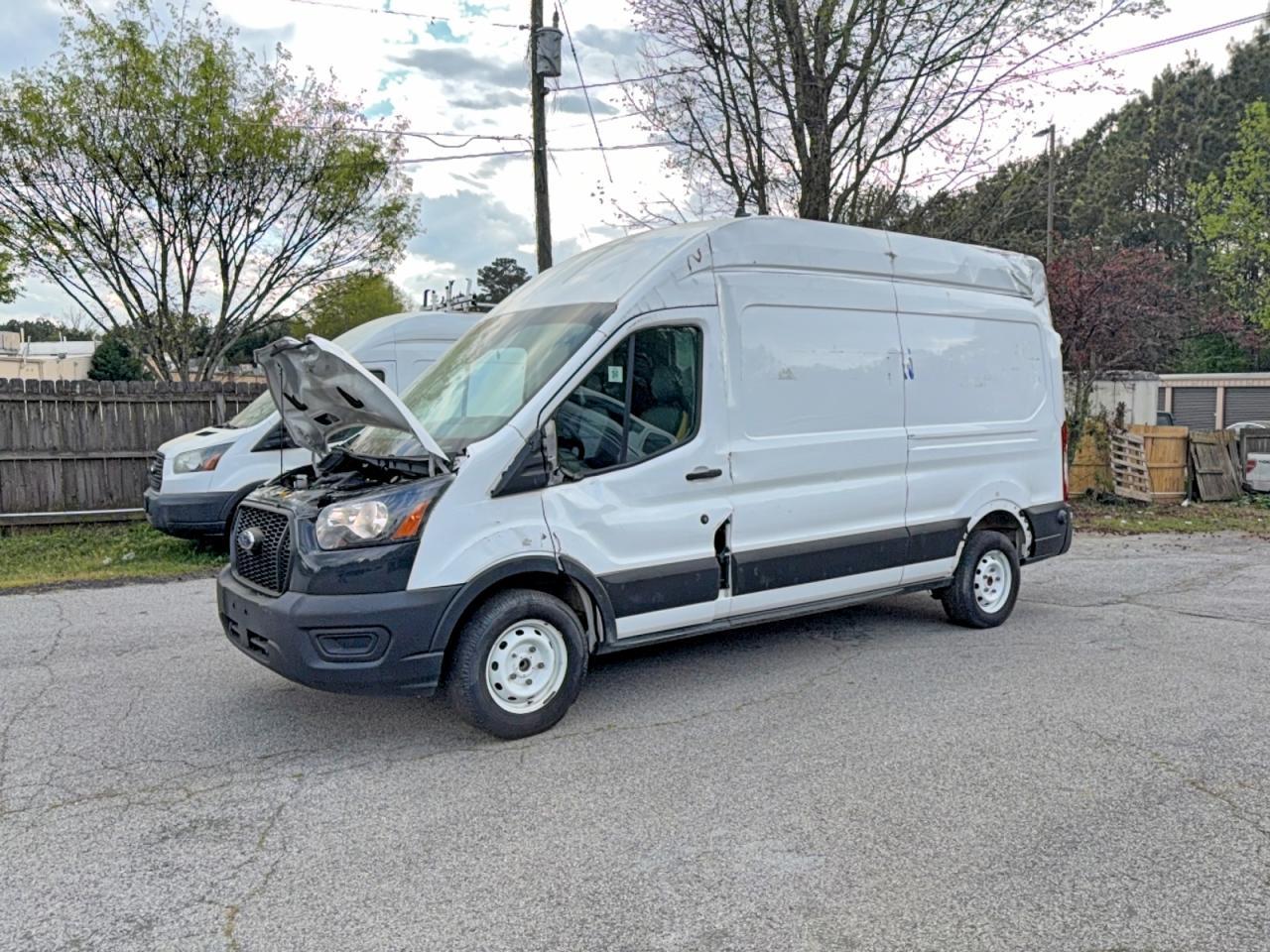 2022 Ford Transit T-250 - Фото 2