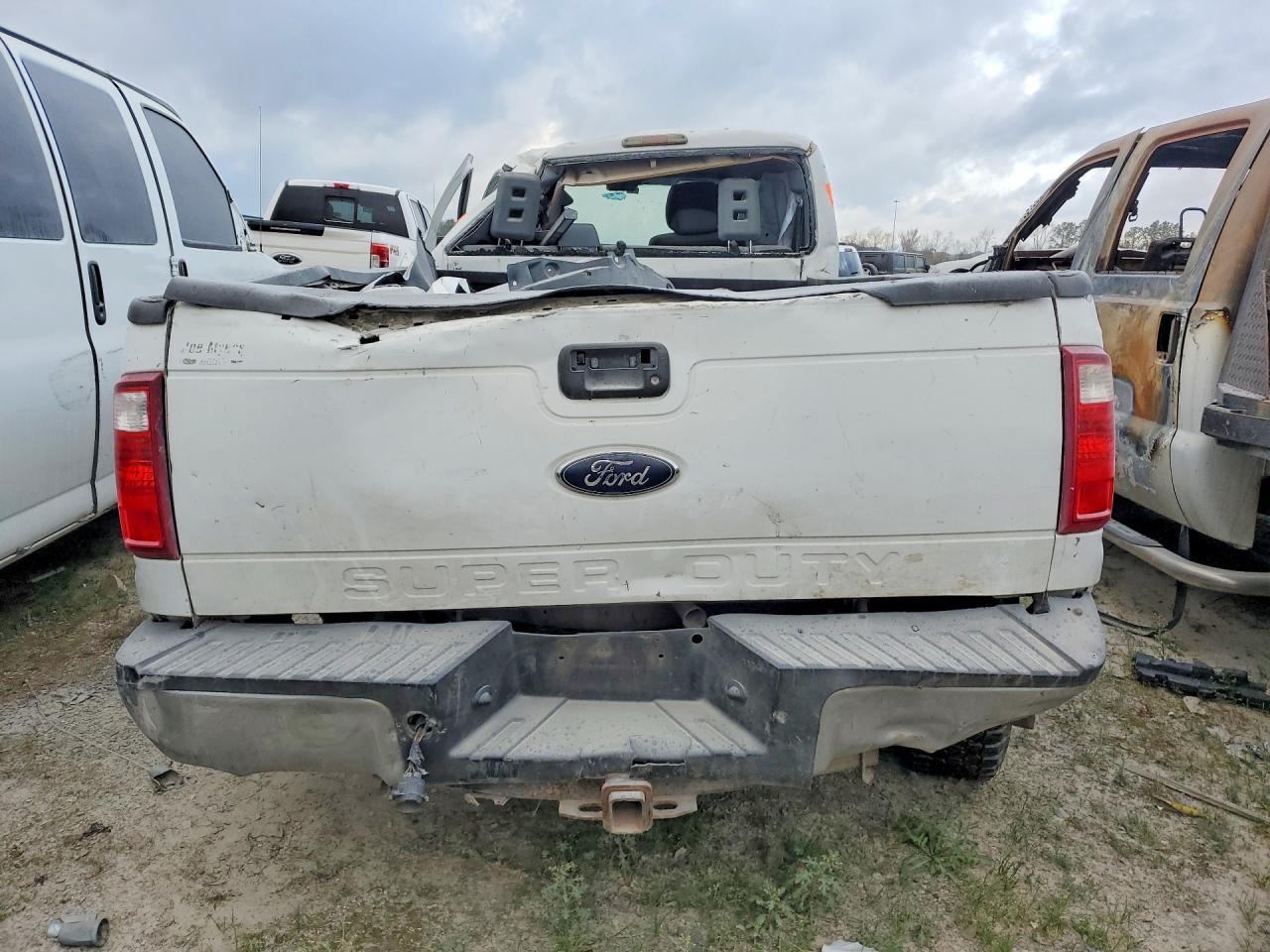 2015 Ford F250 Super Duty - Фото 6
