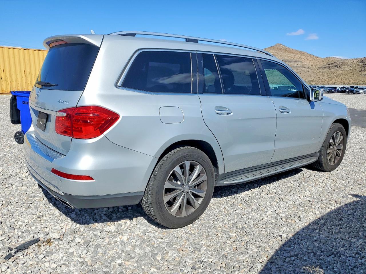 2016 Mercedes-Benz Gl 450 4Matic - Image 3