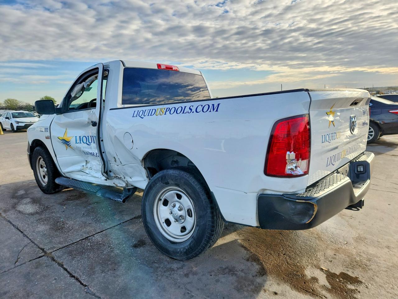 2019 Ram 1500 Classic Tradesman - Фото 2