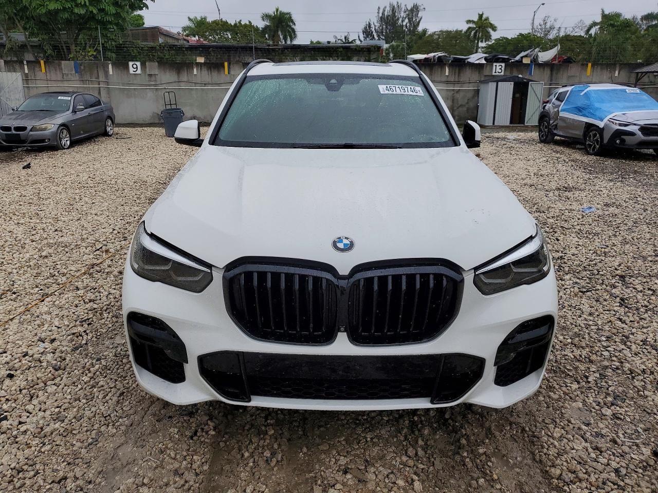 2022 BMW X5 Sdrive 40I - Фото 5