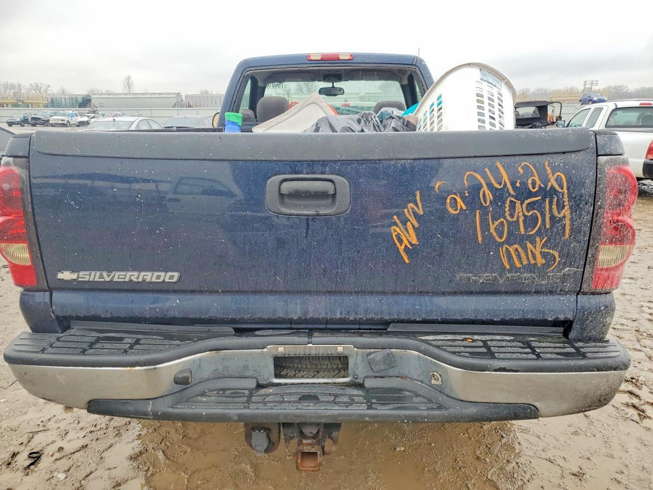 2005 Chevrolet Silverado K2500 Heavy Duty - Image 6