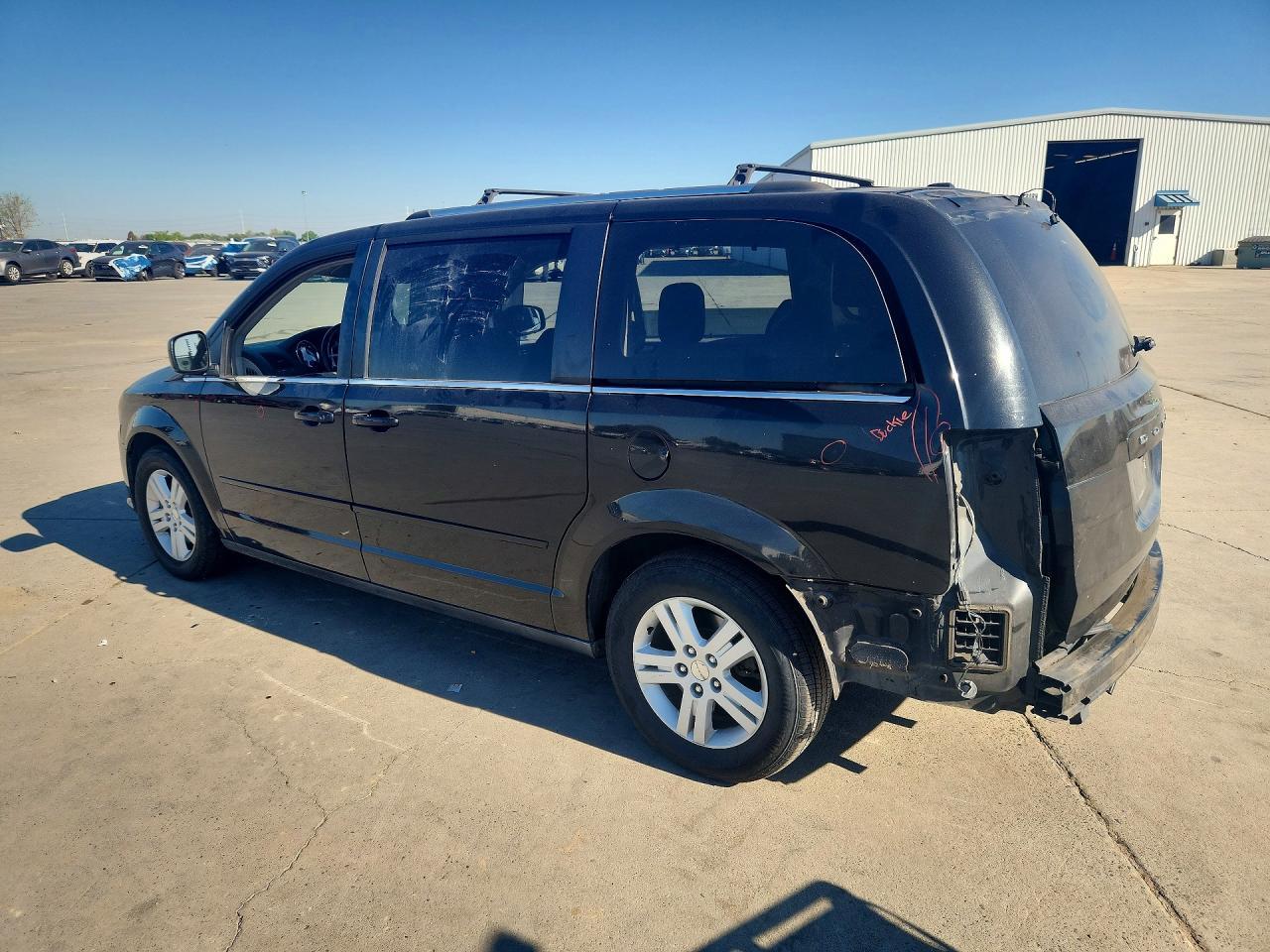 2013 Dodge Grand Caravan Crew - Image 2