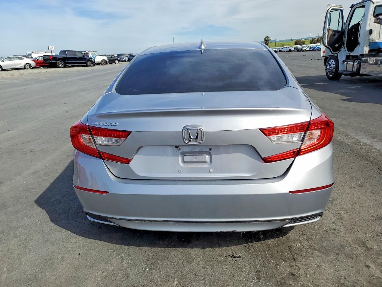 2019 Honda Accord Lx - Фото 6