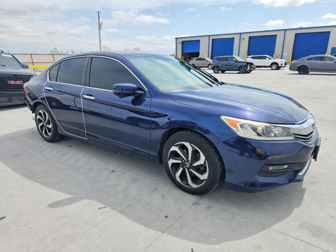 2016 Honda Accord Ex - Image 4