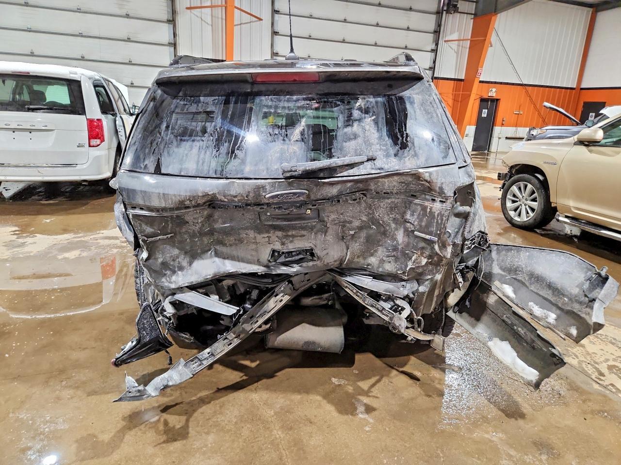 2018 Ford Explorer - Фото 6