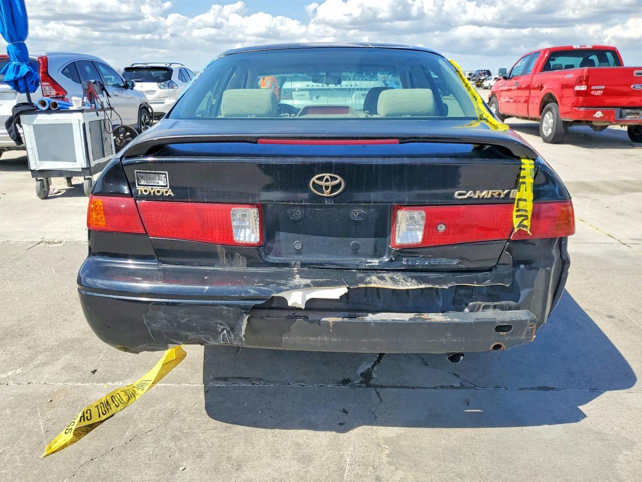 2001 Toyota Camry Le - Image 6