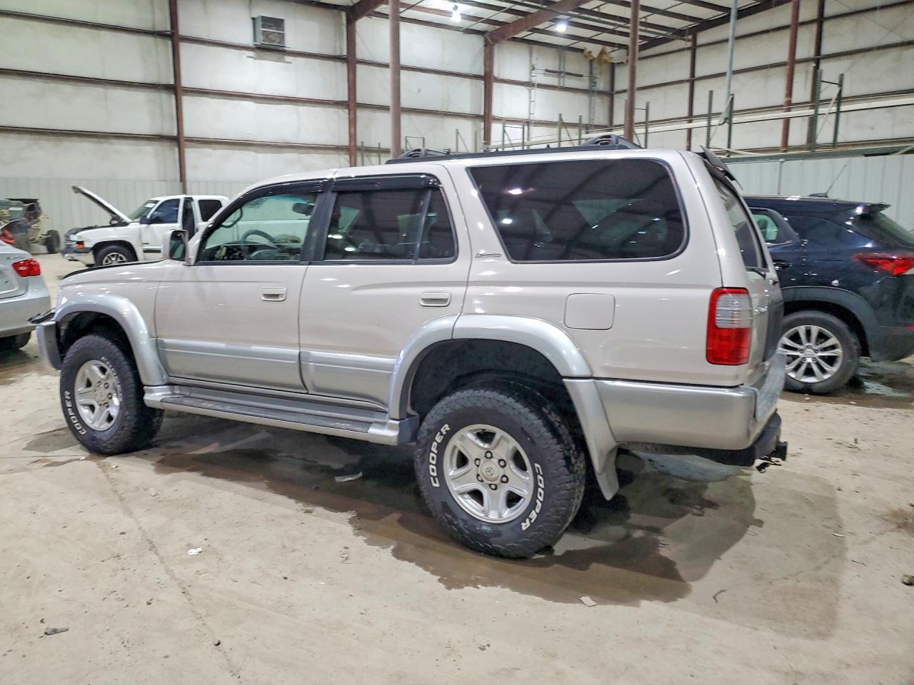 1999 Toyota 4Runner Limited - Image 2