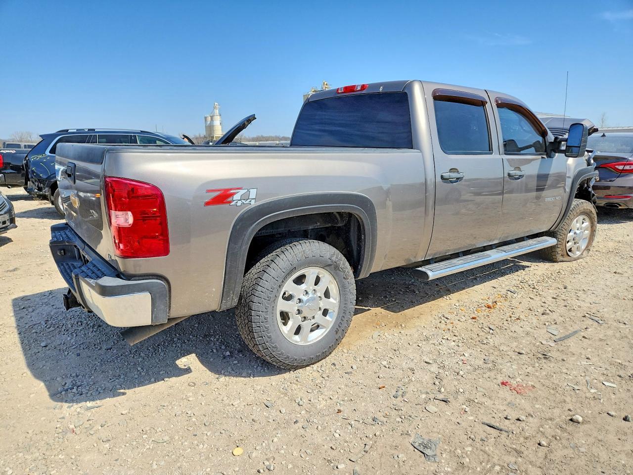 2012 Chevrolet Silverado K2500 Heavy Duty Lt - Фото 3