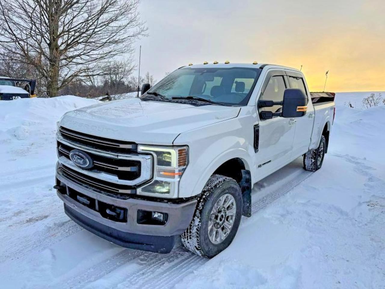 2022 Ford F250 Super Duty - Фото 2