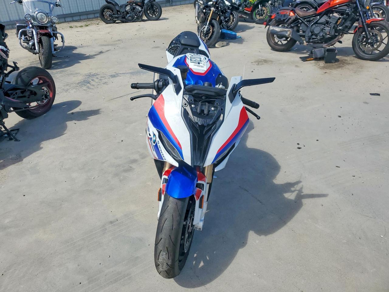 2022 BMW S 1000 Rr - Image 2
