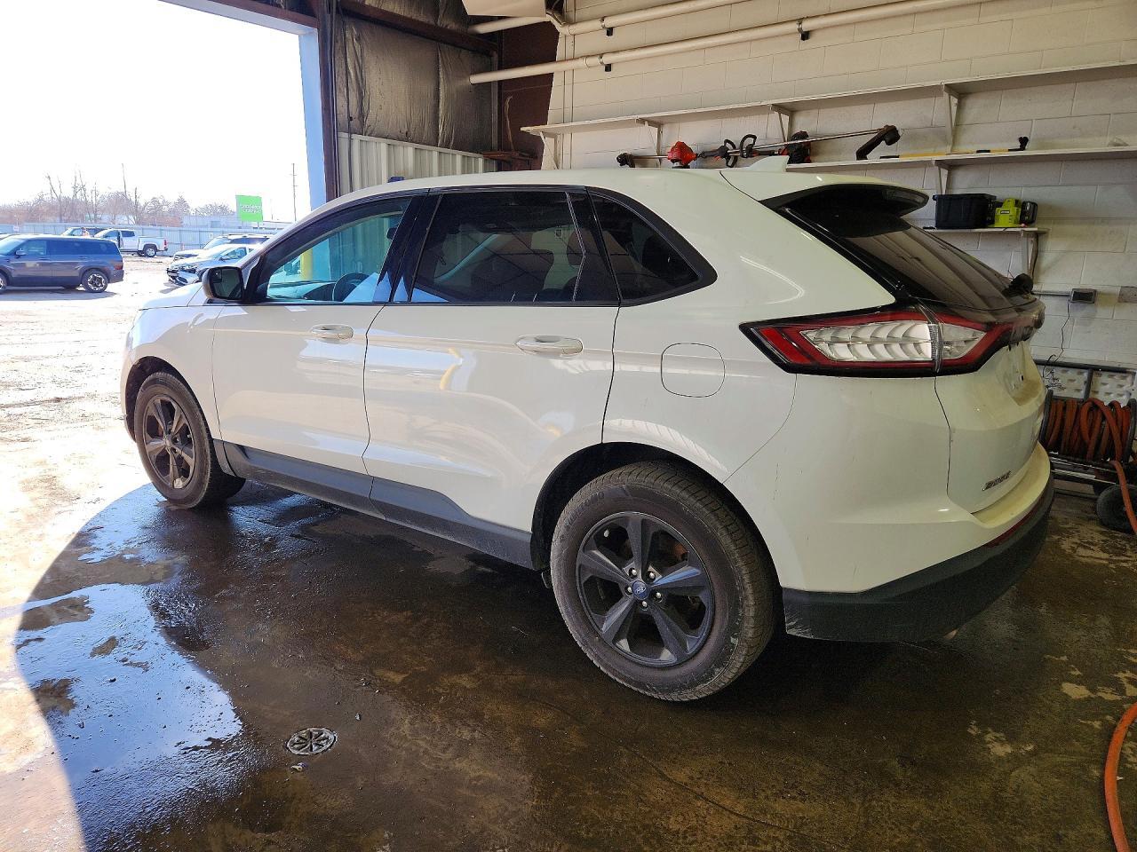 2015 Ford Edge Se - Фото 2