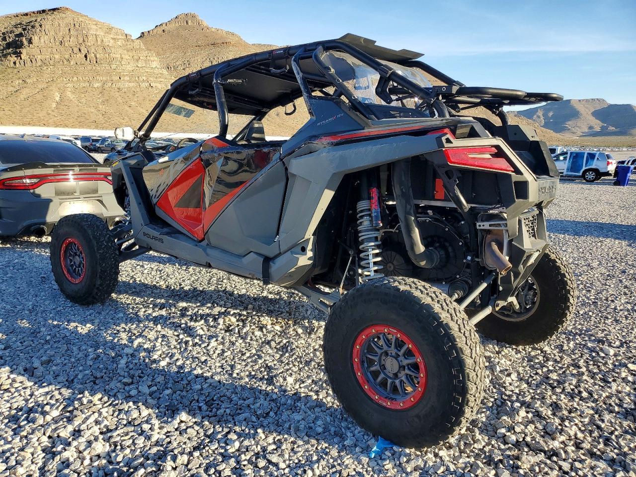 2022 Polaris General Utility Vehicle - Фото 3