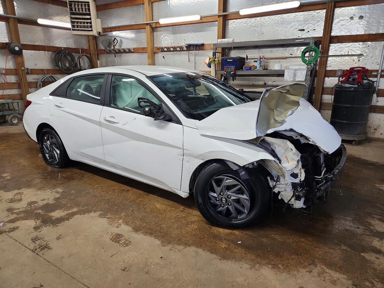 2024 Hyundai Elantra Hybrid Blue - Фото 4