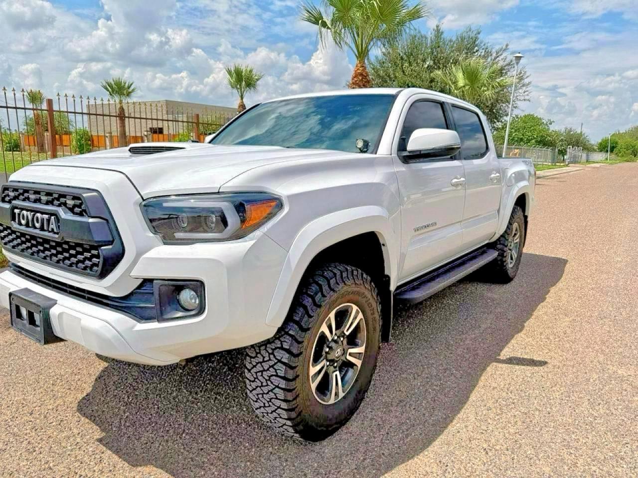 2017 Toyota Tacoma Trd Sport - Фото 2