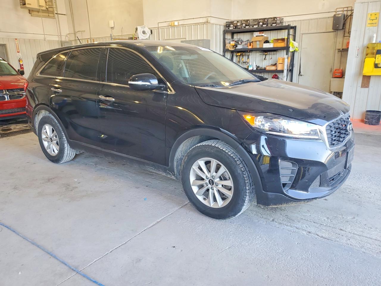 2020 Kia Sorento L - Image 4