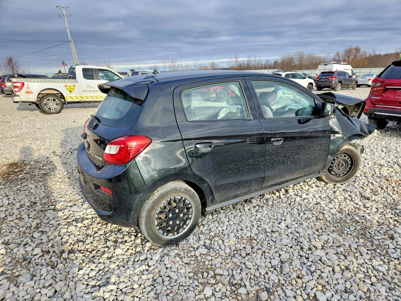 2019 Mitsubishi Mirage Es - Image 3