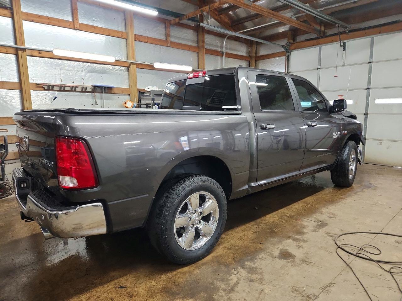 2018 Ram 1500 Slt - Image 3