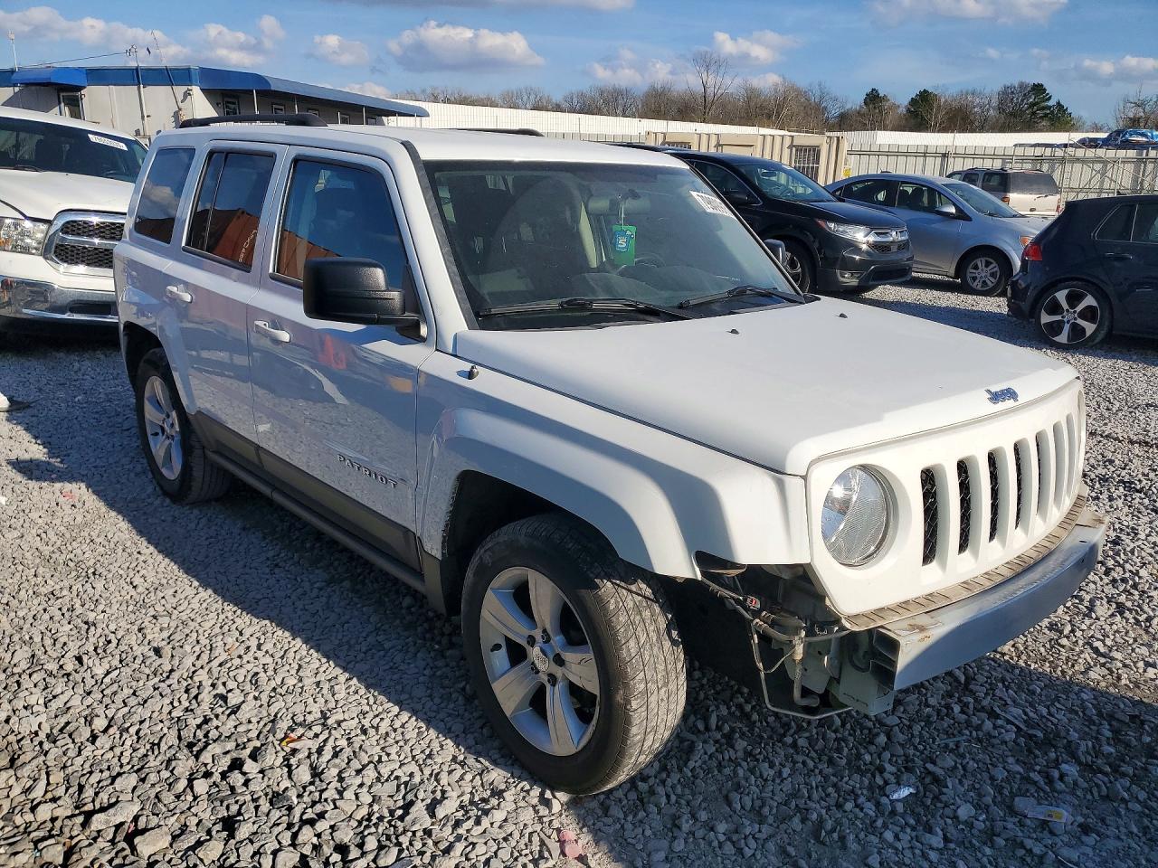 2015 Jeep Patriot Latitude - Image 4