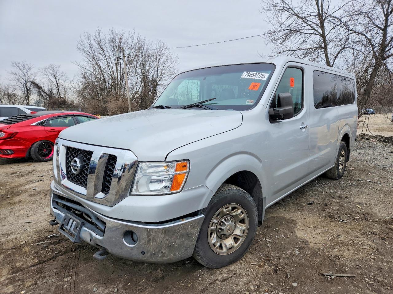2016 Nissan Nvp 3500 Hd Sl Passenger Van - Фото 2