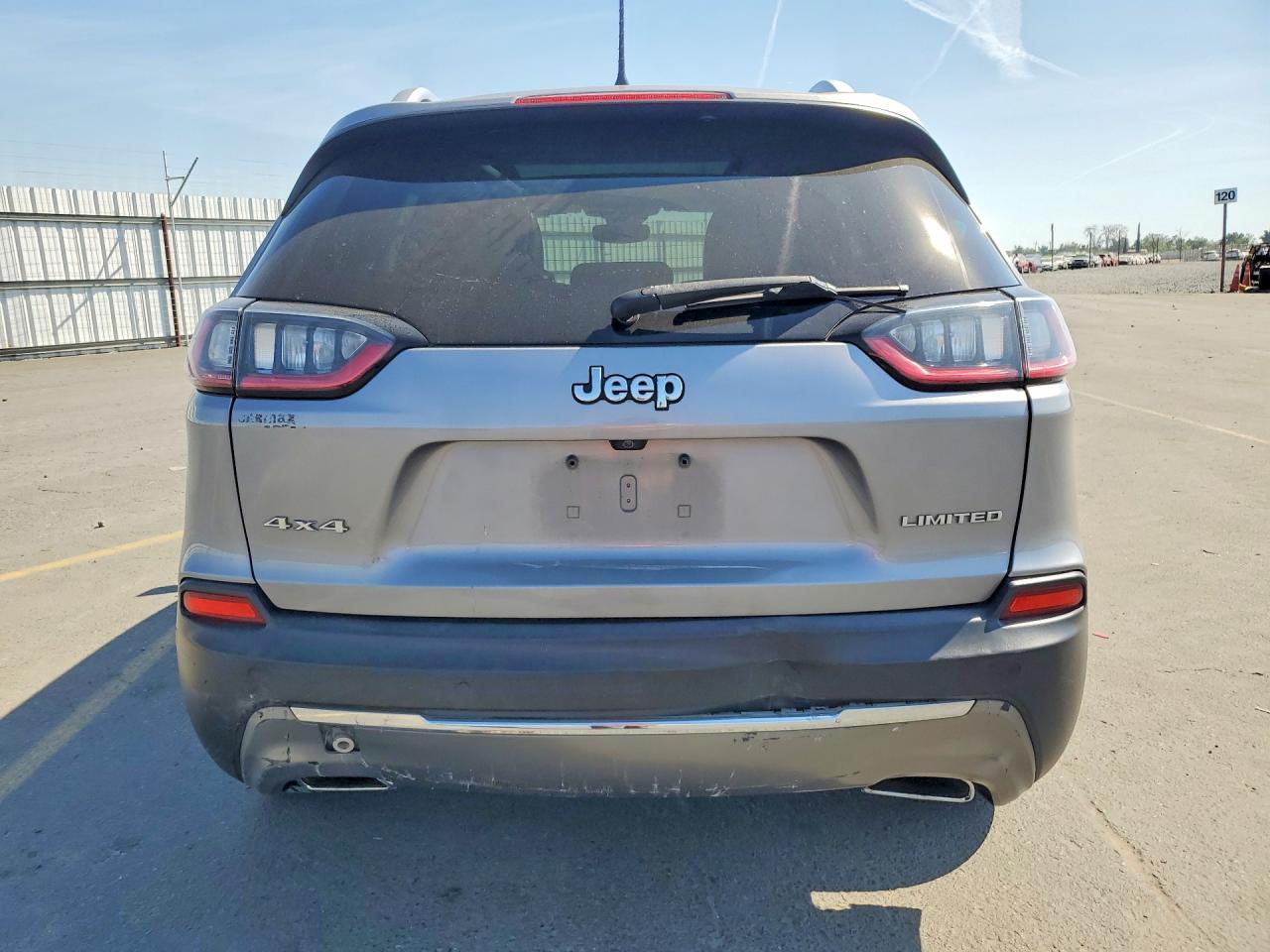 2021 Jeep Cherokee Limited - Image 6