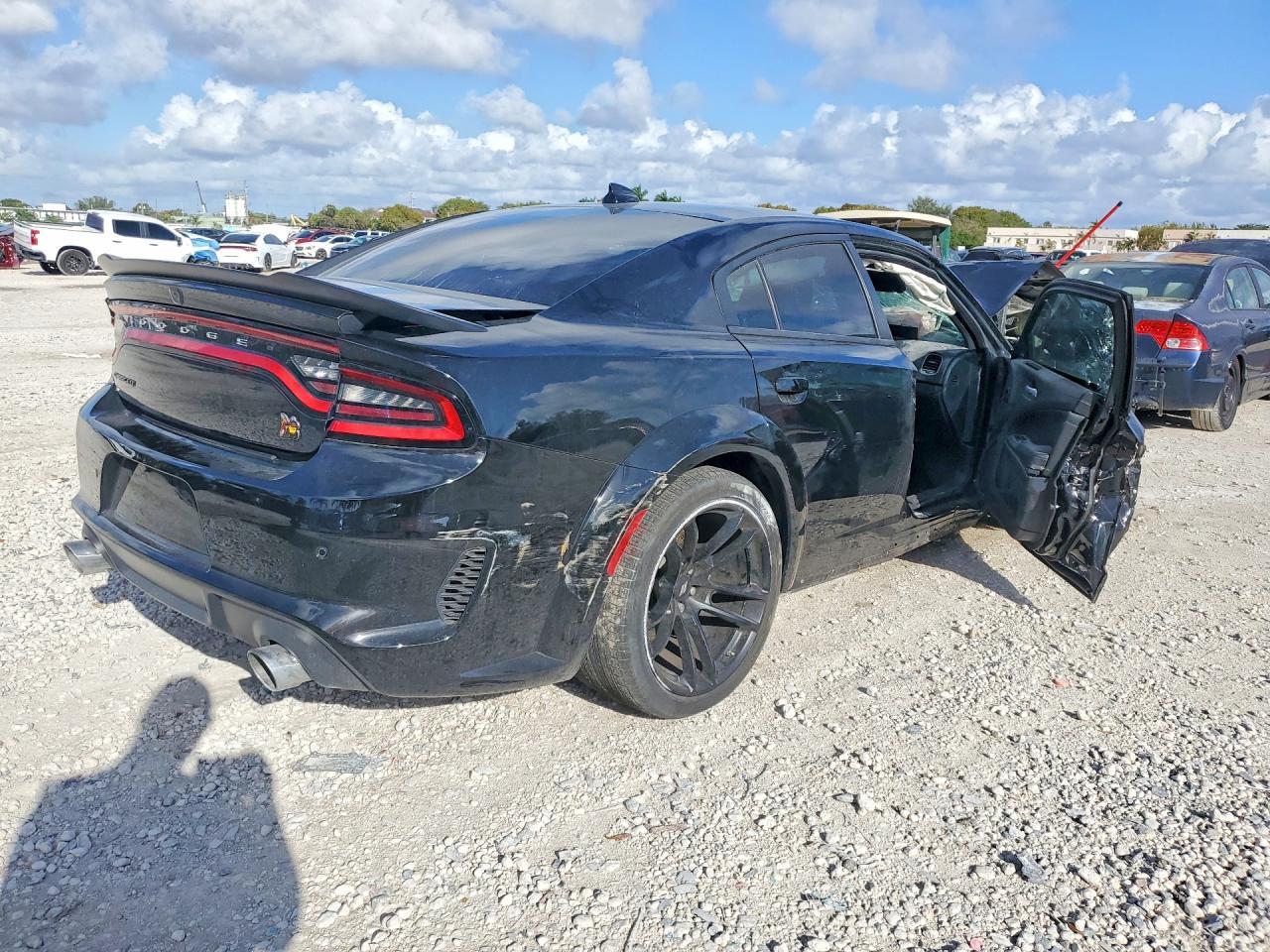 2020 Dodge Charger R - Image 3