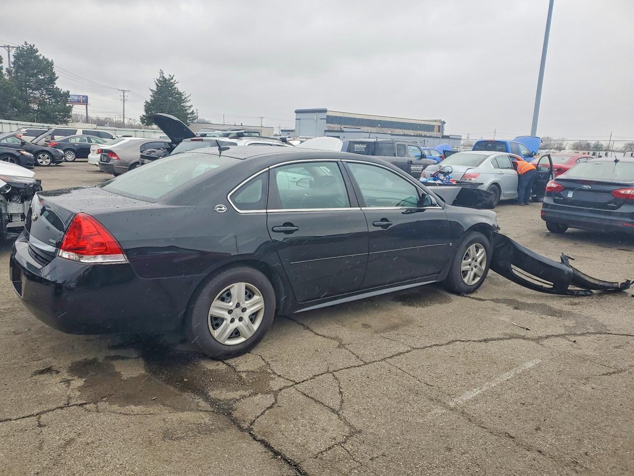 2009 Chevrolet Impala Ls - Фото 3