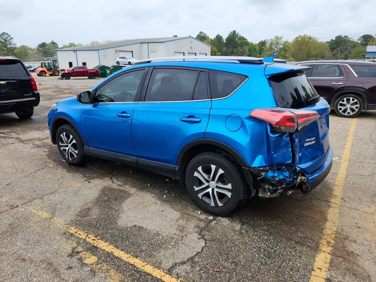 2018 Toyota Rav4 Le - Image 2