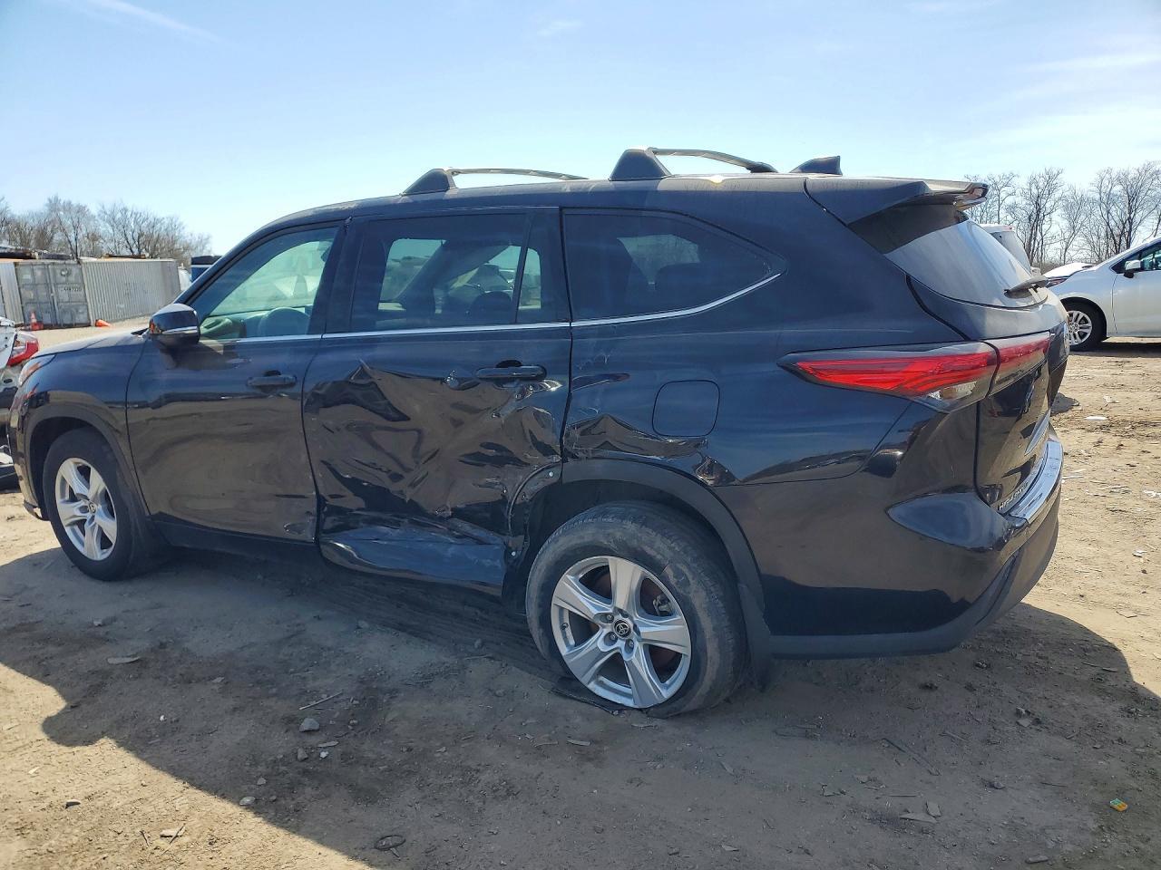 2022 Toyota Highlander Hybrid Le - Фото 2