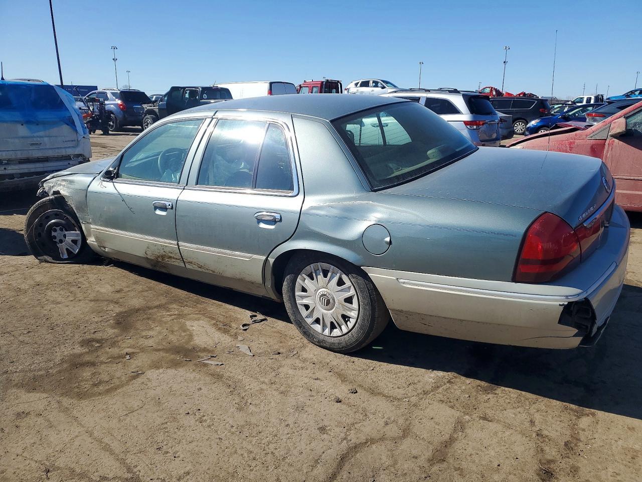 2005 Mercury Grand Marquis Gs - Фото 2