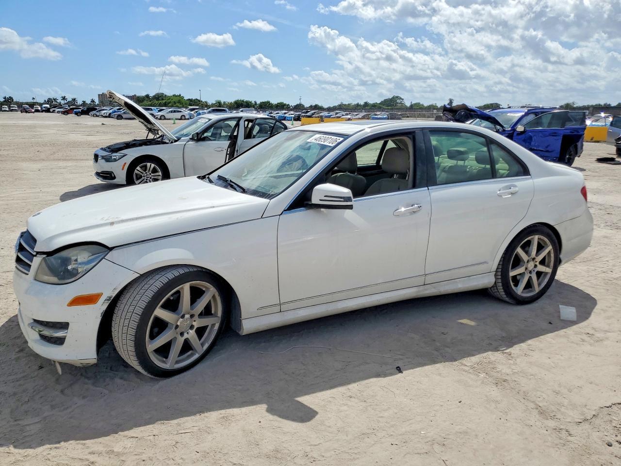 2014 Mercedes-Benz C 250